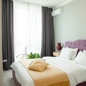 https://slavutich-apartment-number-3.hotels-of-kiev.com